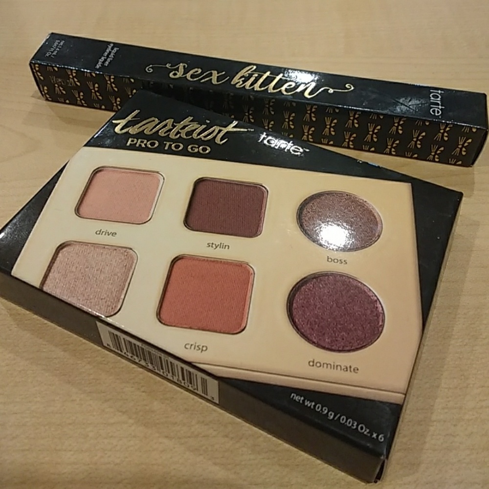 NWT Tarte eye palette and liquid liner